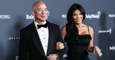 Jeff Bezos And Lauren Sánchez Have Reportedly Hired Two Megastars To Sing At Their Venice Wedding