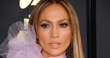 Jennifer Lopez Sued For Posting A Picture Of Herself