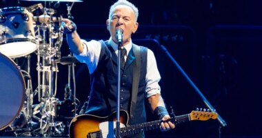 Jersey Shore bar cancels Springsteen cover band over The Boss' anti-Trump rants