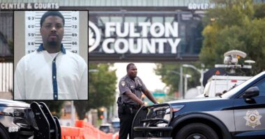 Juror's past cocaine conviction grants convict new trial