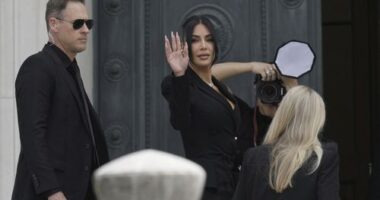 Kardashian testifies she feared rape and murder during 2016 heist