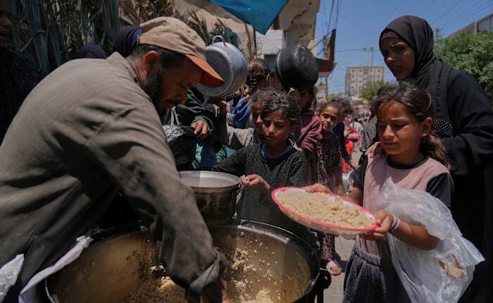 Live updates: Israeli airstrikes in Gaza kill at least 14, medics say