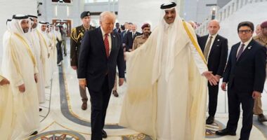Live updates: Trump visits main U.S. military base in Middle East and heads from Qatar to Abu Dhabi