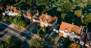 Man blasts ‘sheer harassment’ by HOA as woman takes weekly pics of his house – he’s been flooded with angry letters