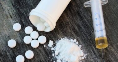 Man wearing ‘drug dealer’ shirt at time of arrest sentenced to 30 years for drug trafficking in Adams County