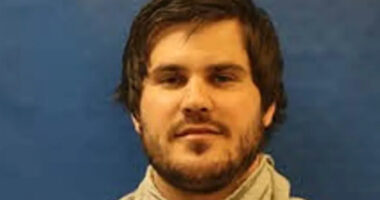 Manhunt on in Texas for Murder Suspect Who Cut Off Ankle Monitor 4 Days Before Trial