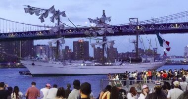 Mexico president issues heartbroken statement after two sailors killed in Brooklyn Bridge crash