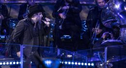 Popular singer postpones sold-out concert at Dallas Cowboys stadium after visa is revoked