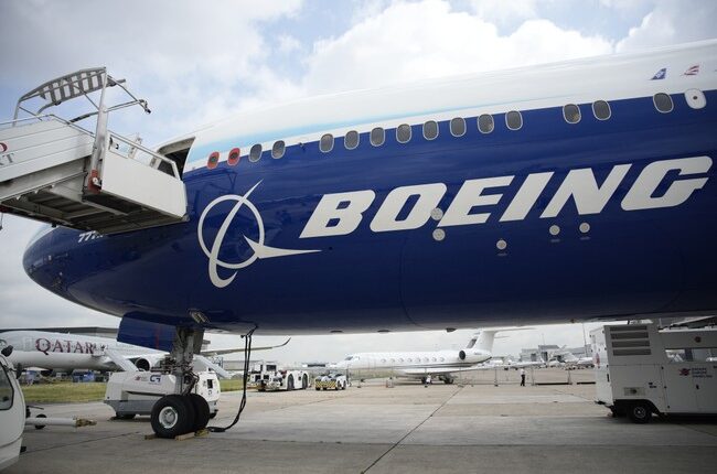 Qatar Signs Big, Beautiful Deal With Boeing for 160 Aircraft