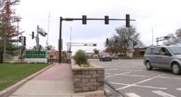 Red light cameras: Chicago Heights, Rolling Meadows, Evergreen Park, Hillside, Burbank make millions, but who reviews the tickets?