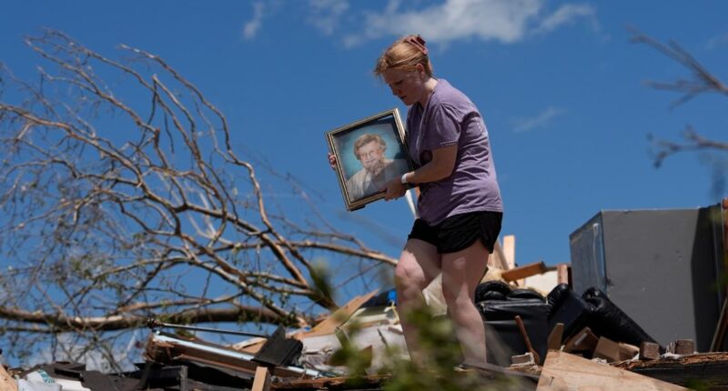 Residents dig out from tornado damage after storms kill 27 in Kentucky, Missouri and Virginia