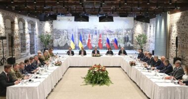 Russia-Ukraine peace talks end after less than 2 hours