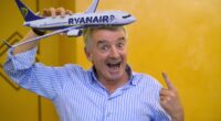 Ryanair boss O'Leary poised for €100 MILLION bonus - one of the biggest payouts in European corporate history