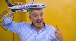 Ryanair boss O'Leary poised for €100 MILLION bonus - one of the biggest payouts in European corporate history