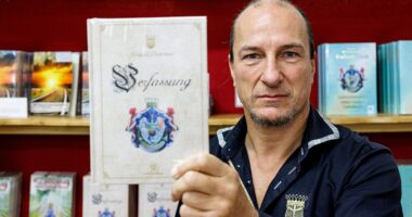 Self-proclaimed 'king of Germany' arrested in plot to overthrow government