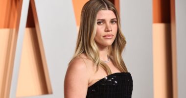 Sofia Richie Just Convinced Us To Buy This Classic Sneaker That Goes With Everything