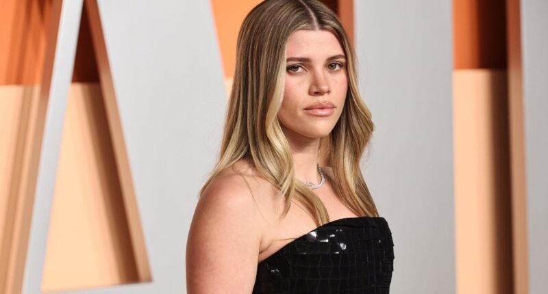Sofia Richie Just Convinced Us To Buy This Classic Sneaker That Goes With Everything