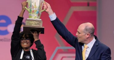 Teen from Allen, Texas wins Scripps National Spelling Bee with 'eclaircissement'