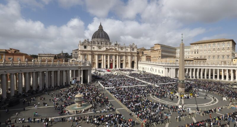 The pope's salary: How does the pontiff get paid?