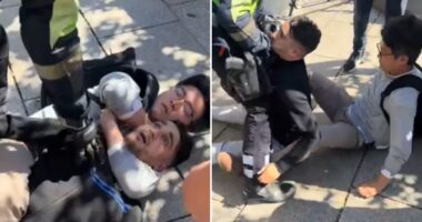Watch moment brazen thief is tackled & put in chokehold by tourist after he ‘tried to steal his camera’ in Barcelona