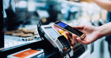 Weis Markets urges shoppers to check bank accounts as info-stealing devices found – victims are urged to call cops