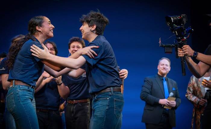 2 students to represent Central Florida in New York Broadway competition
