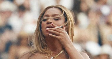 Beyonce smokes a cigarette onstage during final stadium concert in Paris