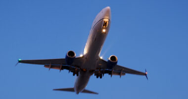 Boeing plane engines at risk of letting smoke into cabin & incapacitating pilots, officials say in shocking rare warning
