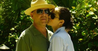 Bruce Willis' wife Emma Heming pens emotional Father's Day post 'to all the dads living with disability'