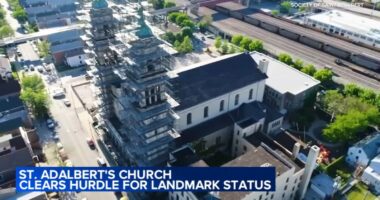 Chicago City Council committee approves landmark status for St. Adalbert's Church in Pilsen