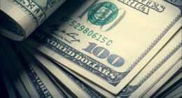 Chicago minimum wage set to increase July 1 along with changes for paid leave, sick time