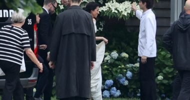 Clinton aide Huma Abedin weds billionaire Soros heir in lavish Hamptons ceremony as Mother Nature weighs in on nuptials