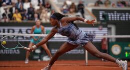 Coco Gauff defeats top-ranked Aryna Sabalenka in 3 sets to win her first French Open title