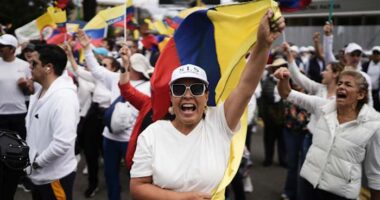 Colombian Sen. Miguel Uribe Turbay in serious condition after shooting at political rally