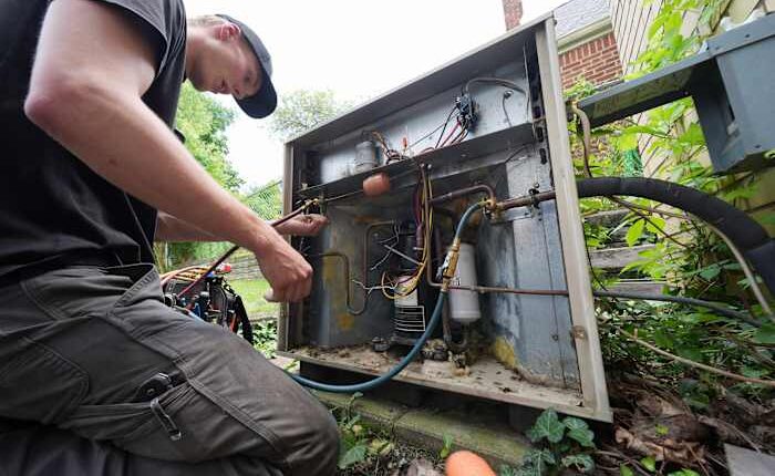 Eastern half of U.S. braces for more long days of dangerous heat