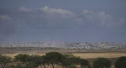 Gaza officials say Israeli forces killed 27 heading to aid site