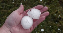 Horror golfball-sized hail & thunderstorm supercell pummels Austria shattering windows and flooding Alpine resort