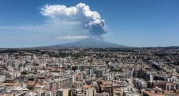Huge eruption on Italy's Mount Etna leaves tourists fleeing volcano