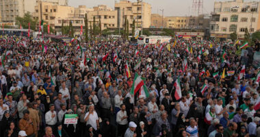 Iran executes 3 more prisoners it accused of spying for Israel