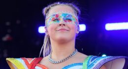 JoJo Siwa Reportedly Dropped By Her Record Label Almost Two Months After Declaring She's 'Not A Lesbian'