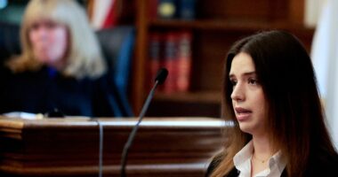 Kelly Dever denies seeing key figures near Karen Read’s vehicle in 'disaster' testimony: expert