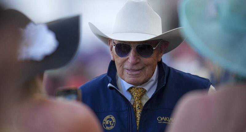 Legendary Hall of Fame horse trainer and face of the sport dead at 89 after being rushed to hospital