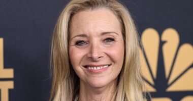 Lisa Kudrow Is Making A Huge 'Comeback' In Beloved Comedy Show