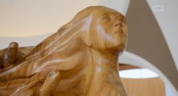 Maui artist carves hope to uplift community
