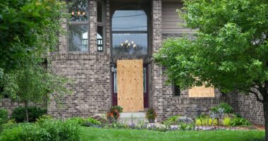 Murdered lawmaker Melissa Hortman's home is BURGLED four days after her killing in crime-ridden Minneapolis suburb