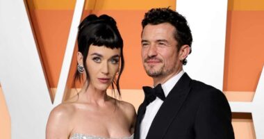 Orlando Bloom Appears to Join Katy Perry, Daughter in Australia Amid Woes