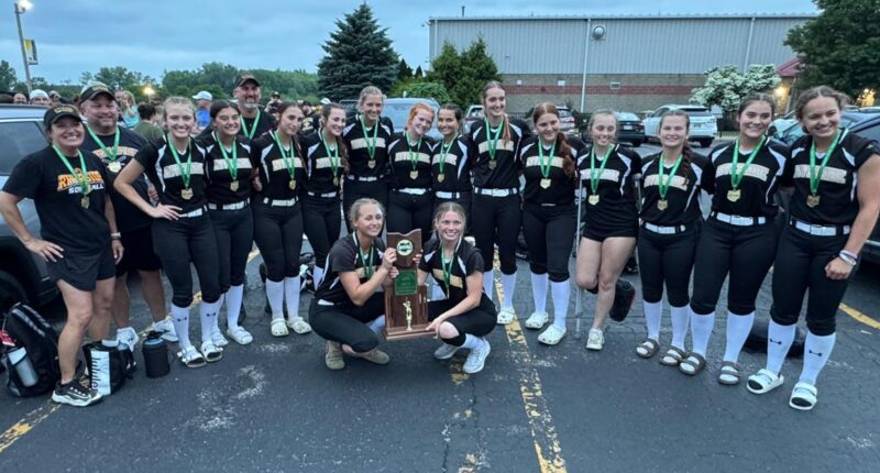 Painesville Riverside wins first state championship in school history, beating Mount Vernon 8-6 for D-II softball title