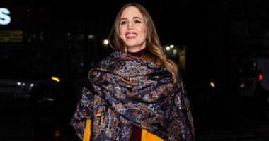 Retired Actress Eliza Dushku Graduates With Master’s Degree in Counseling