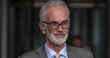 Senior Met police officer who claimed six-figure salary for nearly five years despite refusing to take drugs test is finally sacked