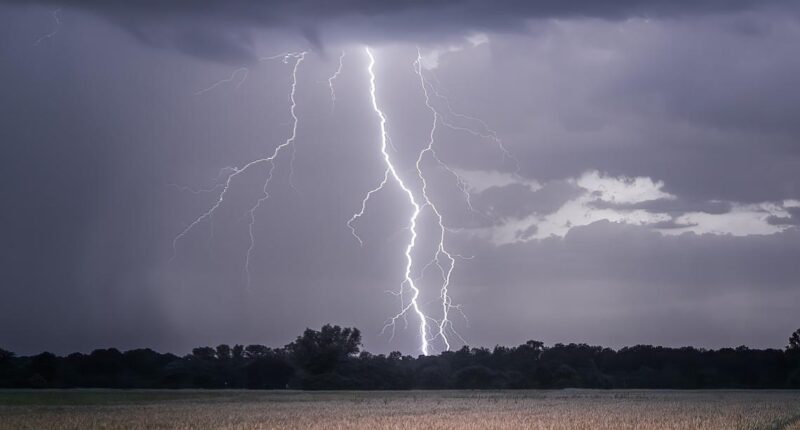Severe thunderstorm warning still in place for several Northeast Ohio counties